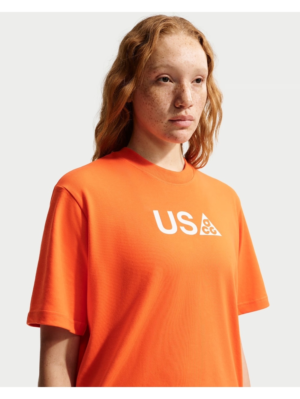 NWT New Nike ACG x Team USA Women's Dri-FIT Short-Sleeve T-Shirt - Large - Picture 2 of 6